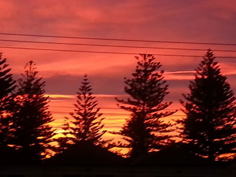 Adelaide Luxury Beach House - Kalgoorlie Accommodation 36