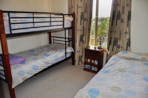 Baywatch - Kalgoorlie Accommodation 4