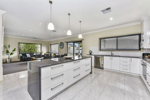 Accommodation On Lansell 2 - Kalgoorlie Accommodation 4