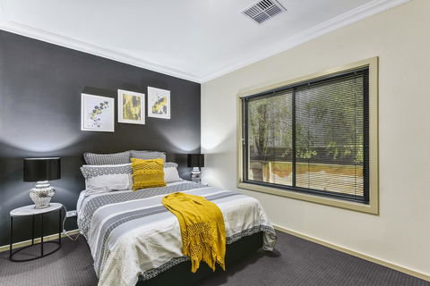 Accommodation On Lansell 2 - Kalgoorlie Accommodation 12