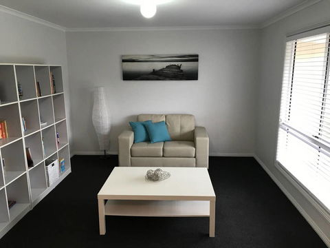Moontana - Kalgoorlie Accommodation 5