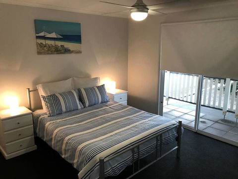 Moontana - Kalgoorlie Accommodation 7
