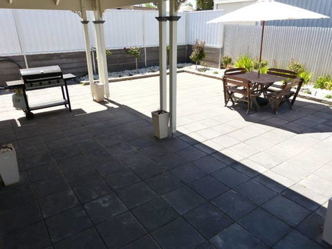 Moontana - Kalgoorlie Accommodation 10
