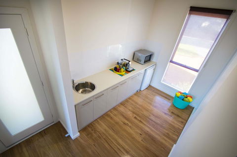 Villa Serra - Kalgoorlie Accommodation 5