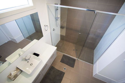 Villa Serra - Kalgoorlie Accommodation 7