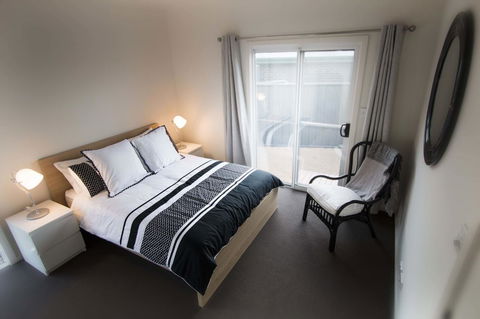 Villa Serra - Kalgoorlie Accommodation 6