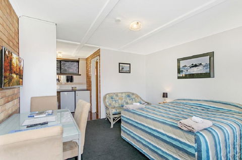 The Ocean Crest - Kalgoorlie Accommodation 17