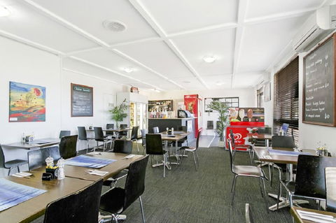 The Ocean Crest - Kalgoorlie Accommodation 5