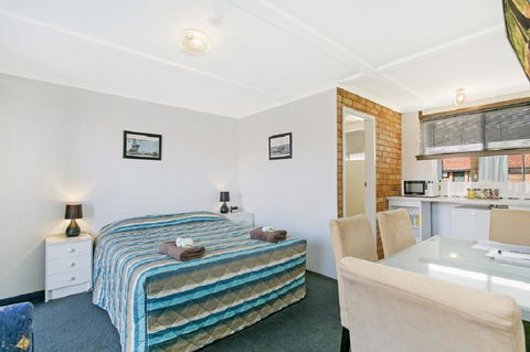 The Ocean Crest - Kalgoorlie Accommodation 12