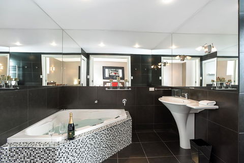 Esplanade Escape - Kalgoorlie Accommodation 34