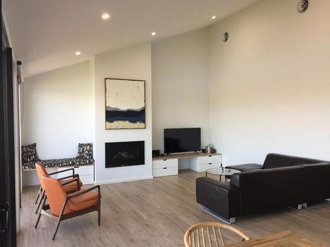 Casa Carrera - Kalgoorlie Accommodation 8