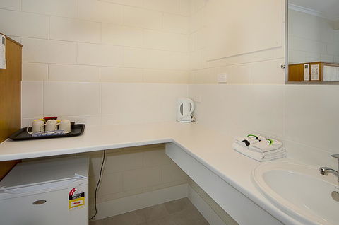 Victor Harbor City Inn - Kalgoorlie Accommodation 19