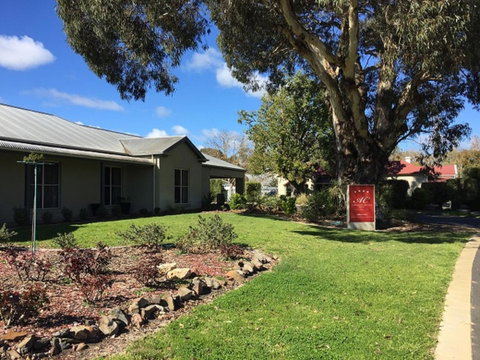 Alexander Cameron Suites - Kalgoorlie Accommodation 3