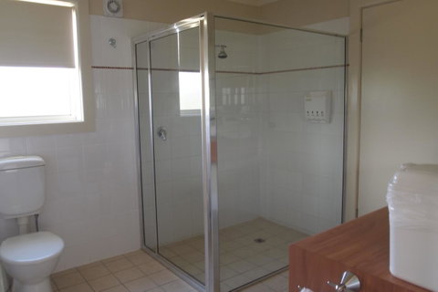 Alexander Cameron Suites - Kalgoorlie Accommodation 22