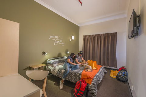 YHA Adelaide Central - Kalgoorlie Accommodation 39