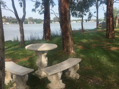 Murray Bridge Riverview Cabin - Kalgoorlie Accommodation 4