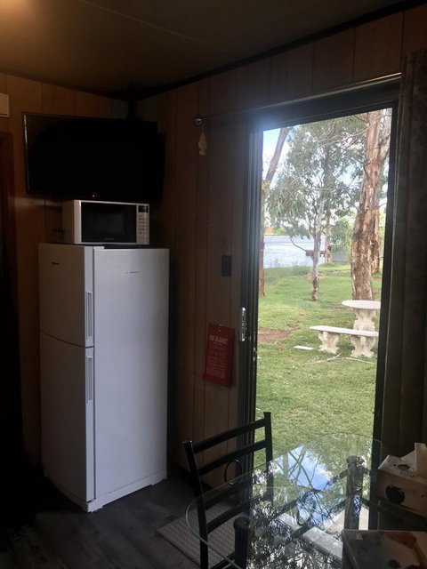 Murray Bridge Riverview Cabin - Kalgoorlie Accommodation 3