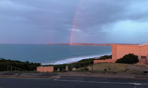 Southern Sands\' Beachfront Apartment - Kalgoorlie Accommodation 18