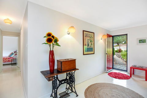 Red Door - Kalgoorlie Accommodation 4