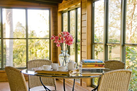 SummerHills Retreat Byron Bay - Kalgoorlie Accommodation 7