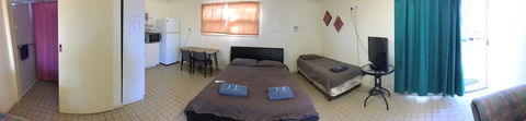 A1Cabins - Kalgoorlie Accommodation 0