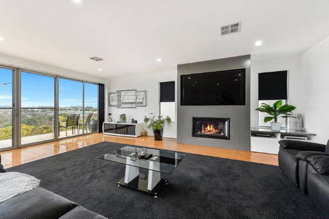 BENGALEE EXECUTIVE TOWNHOUSE- MODERN & STYLISH - Kalgoorlie Accommodation 5