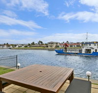 Salt Waterfront Apartment - Kalgoorlie Accommodation