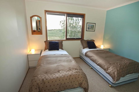 Eagles Range - Kalgoorlie Accommodation 11