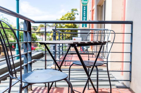 Executive 3 Bedroom Apartment + Internet + Parking - Kalgoorlie Accommodation 10