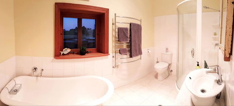 D2 At Watervale - Kalgoorlie Accommodation 11