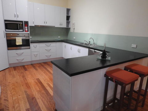 A Secret Garden - Kalgoorlie Accommodation 4