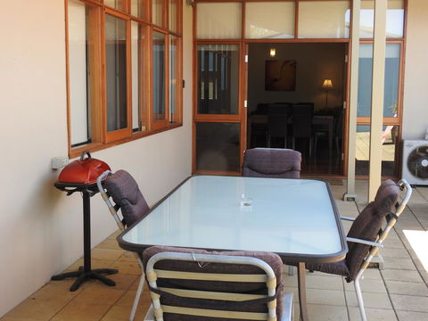 A Secret Garden - Kalgoorlie Accommodation 19