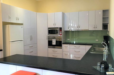 A Secret Garden - Kalgoorlie Accommodation 13