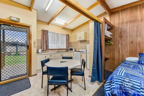 Millicent Hillview Caravan Park - Kalgoorlie Accommodation 19