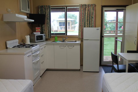 Millicent Hillview Caravan Park - Kalgoorlie Accommodation 36