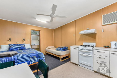 Millicent Hillview Caravan Park - Kalgoorlie Accommodation 11