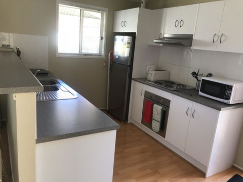 Boomerang Beach House - Kalgoorlie Accommodation 4