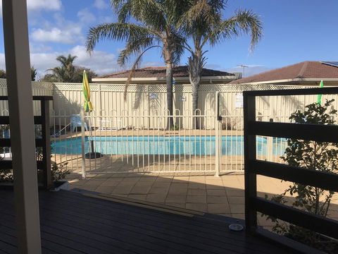 Boomerang Beach House - Kalgoorlie Accommodation 0
