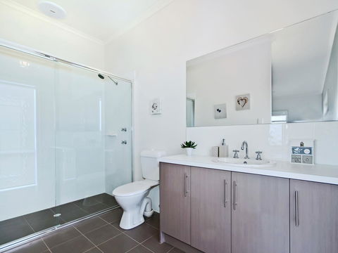 Seas The Day - Kalgoorlie Accommodation 9