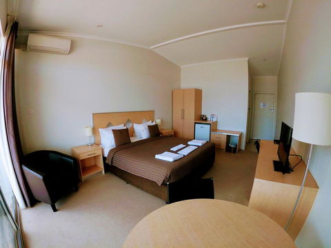 Highway One Motel - Kalgoorlie Accommodation 11