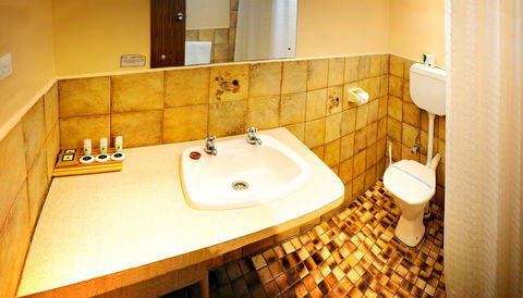 Highway One Motel - Kalgoorlie Accommodation 34