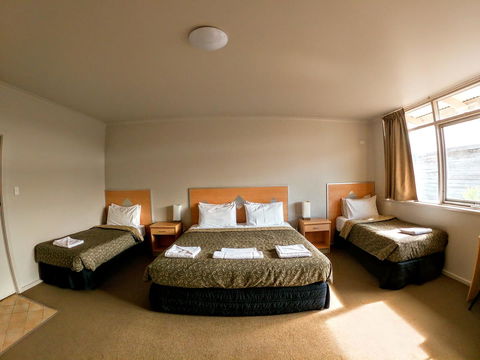 Highway One Motel - Kalgoorlie Accommodation 1