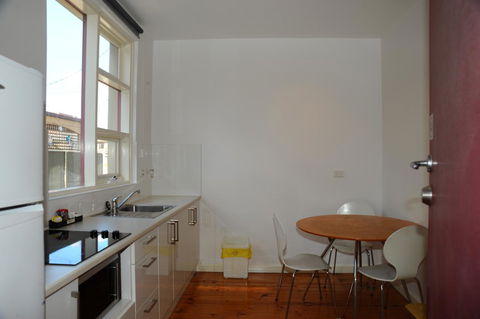 Glenelg Holiday Apartments-Ellis - Kalgoorlie Accommodation 4