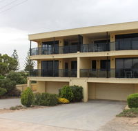 The Lighthouse - Beachfront Accommodation - Kalgoorlie Accommodation