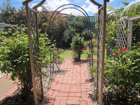 Island Break - Kalgoorlie Accommodation 16