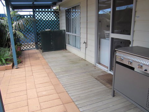 Island Break - Kalgoorlie Accommodation 17