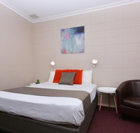 Motel Poinsettia - Kalgoorlie Accommodation