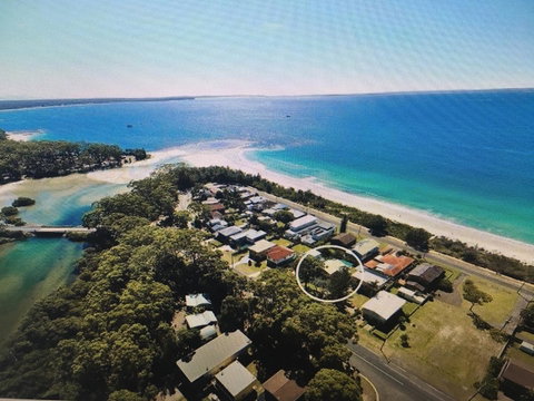 Arena Blanca Holiday Home - Kalgoorlie Accommodation 0