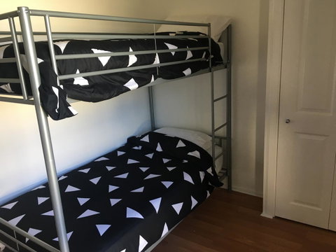 Arena Blanca Holiday Home - Kalgoorlie Accommodation 13