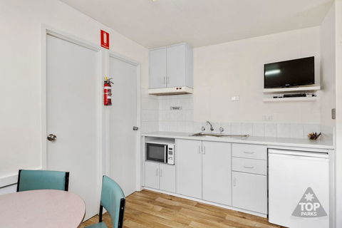 Gawler Caravan Park - Kalgoorlie Accommodation 27